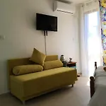 Πανσιόν Dimitrovi - Peaceful Near With Garden, Sarafovo 4*