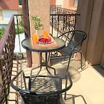 Dimitrovi - Peaceful Near With Garden, Sarafovo Πανσιόν 4*