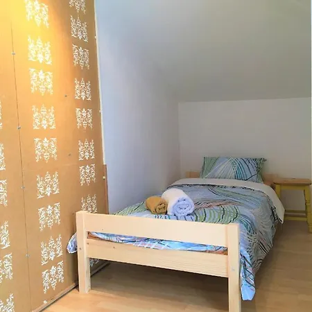 Dimitrovi - Peaceful Near With Garden, Sarafovo Guest house 4*