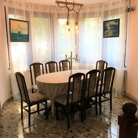 Dimitrovi - Peaceful Near With Garden, Sarafovo Бургас