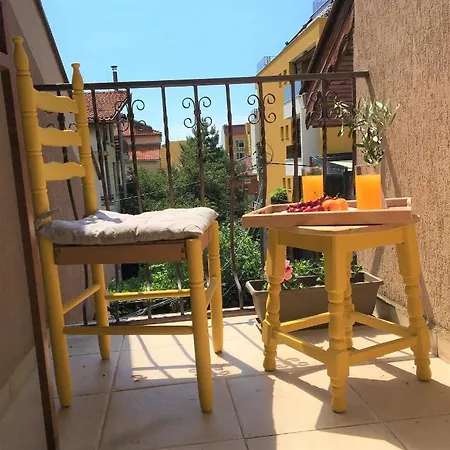 Dimitrovi - Peaceful Near With Garden, Sarafovo Burgas
