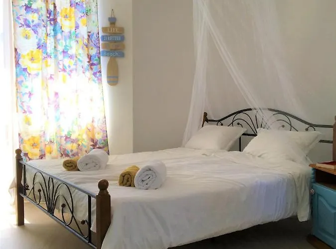 за гости димитрови 3* Burgas City