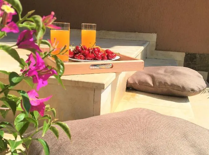 за гости димитрови 3* Burgas City