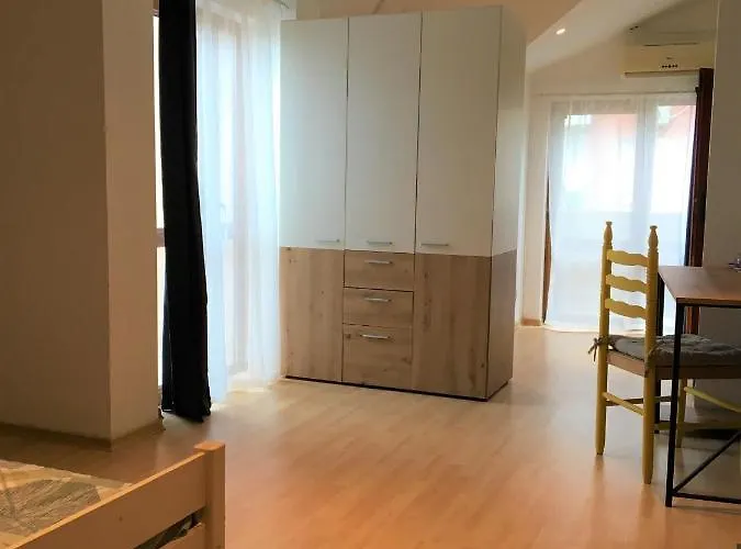 за гости димитрови 3* Бургас