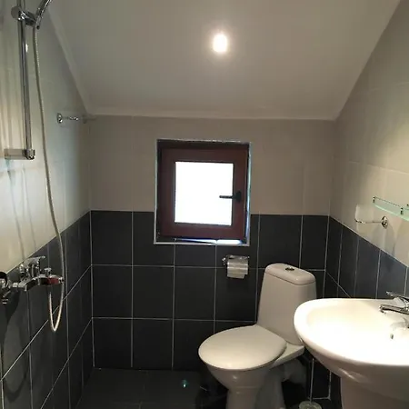 Gasthuis Dimitrovi - Peaceful Near With Garden, Sarafovo Burgas Stad