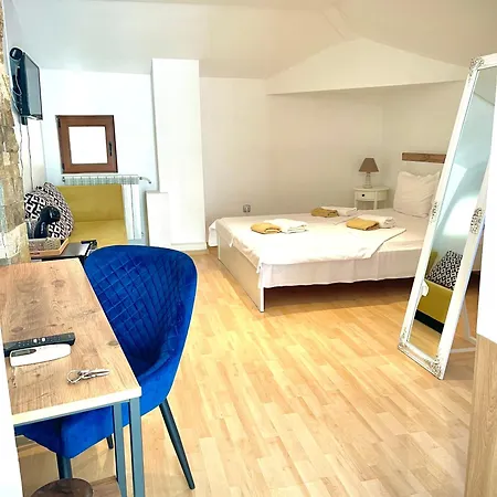 Dimitrovi - Peaceful Near With Garden, Sarafovo Gasthuis 3*