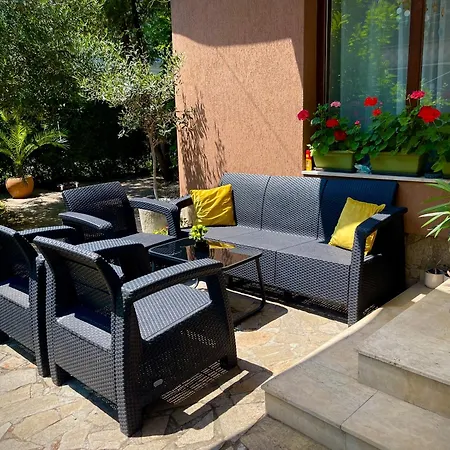 Dimitrovi - Peaceful Near With Garden, Sarafovo Gasthuis Burgas Stad