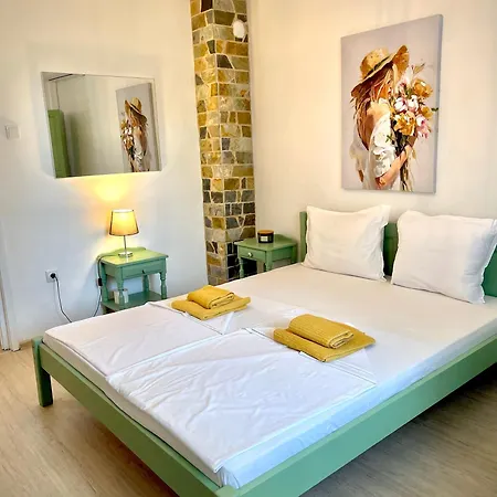 Dimitrovi - Peaceful Near With Garden, Sarafovo Burgas Stad